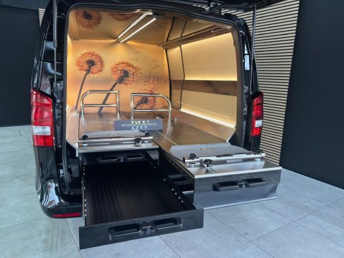 WhatsApp Image 2025-10-19 at 17.28.05 (1)